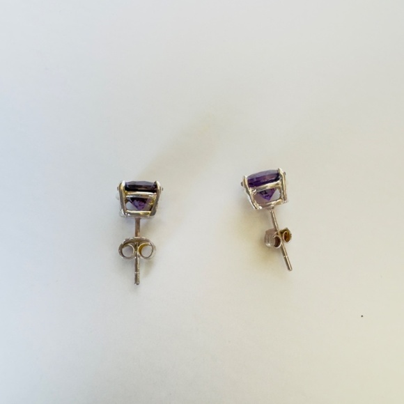 New Purple Round Cut CZ Sterling Silver Earrings - Picture 4 of 5